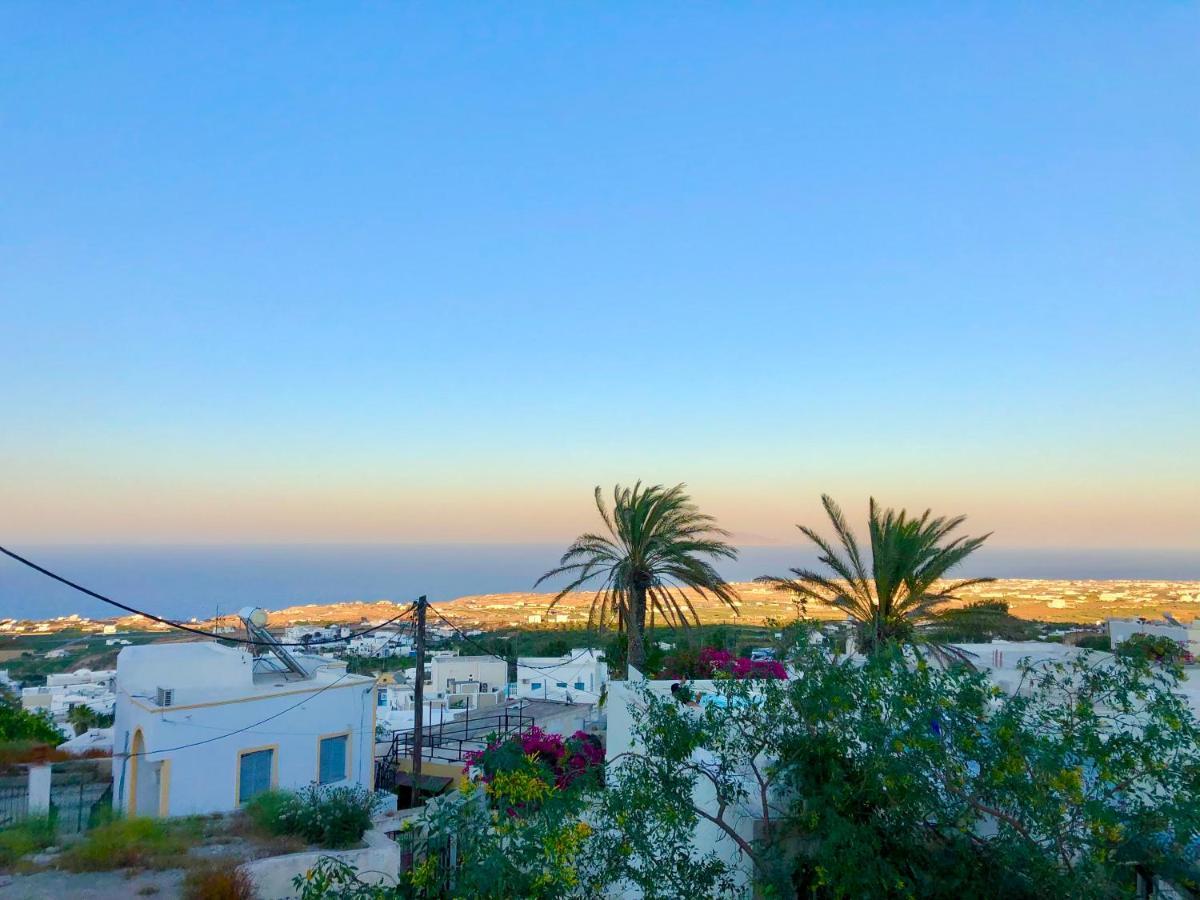 Oldtown Suites Fira מראה חיצוני תמונה