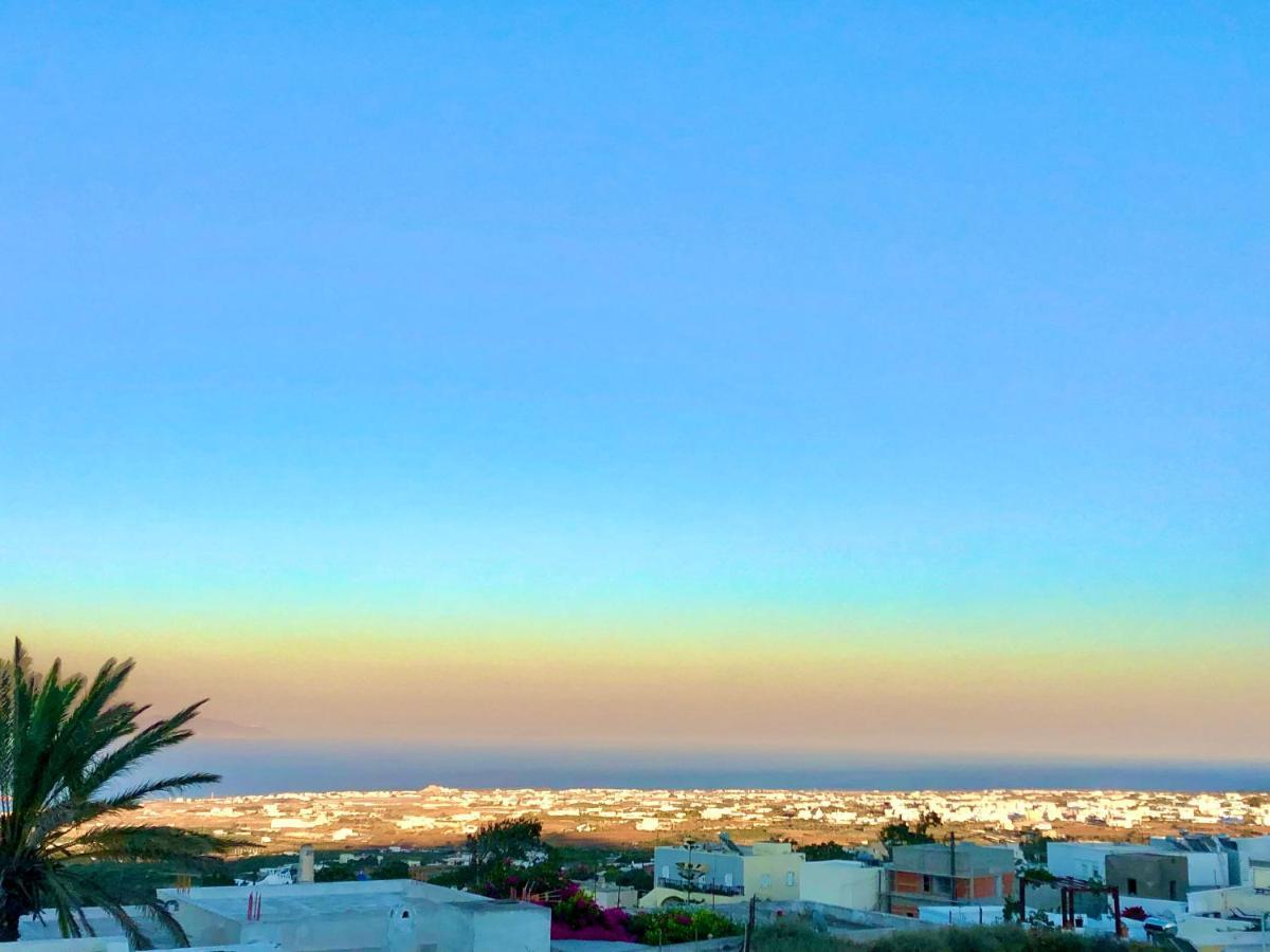 Oldtown Suites Fira מראה חיצוני תמונה