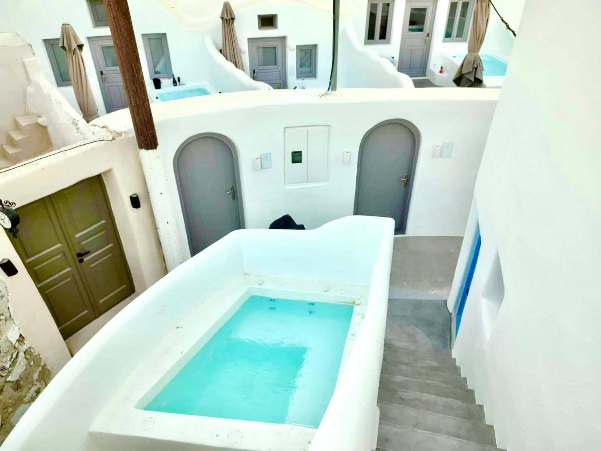 Oldtown Suites Fira מראה חיצוני תמונה