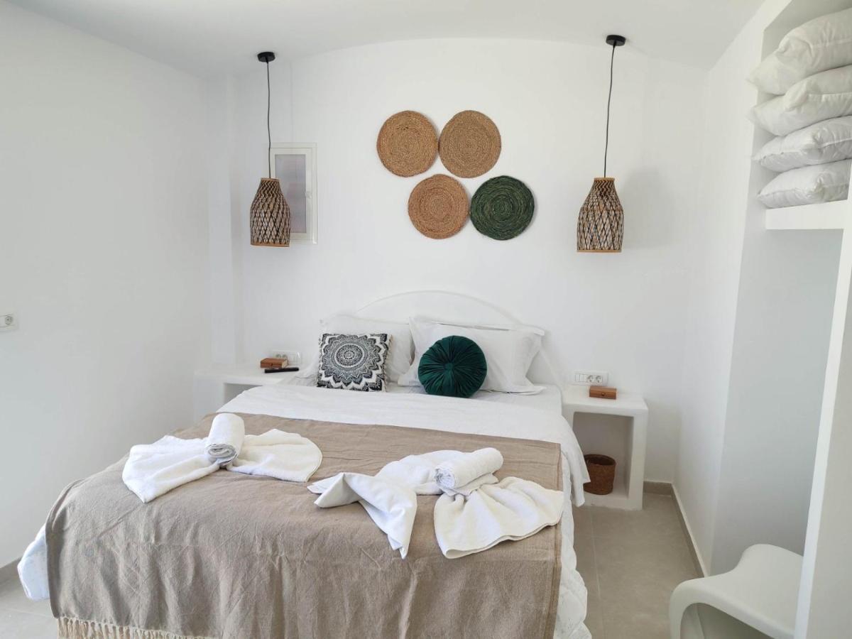 Oldtown Suites Fira מראה חיצוני תמונה