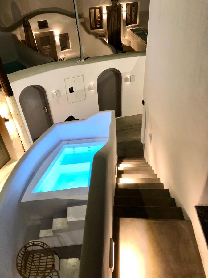Oldtown Suites Fira מראה חיצוני תמונה