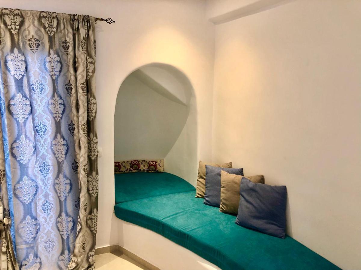 Oldtown Suites Fira מראה חיצוני תמונה
