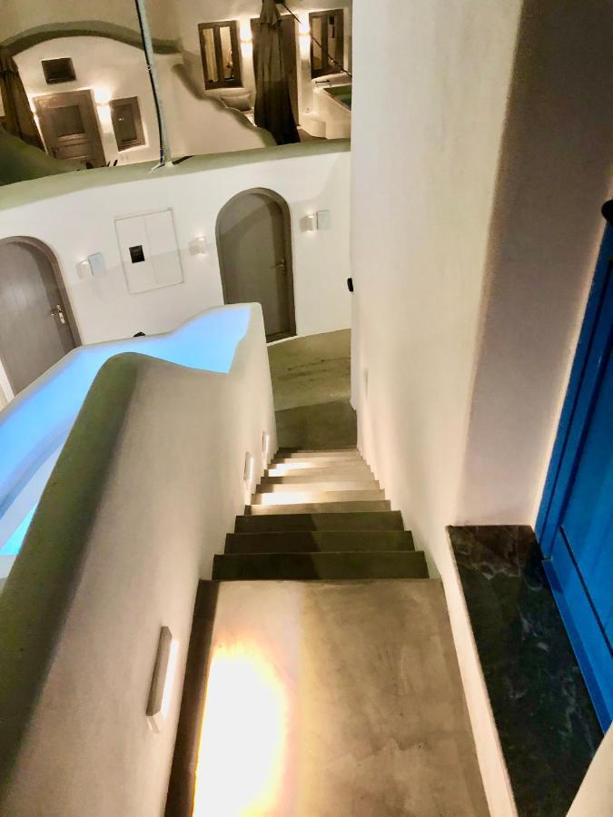 Oldtown Suites Fira מראה חיצוני תמונה